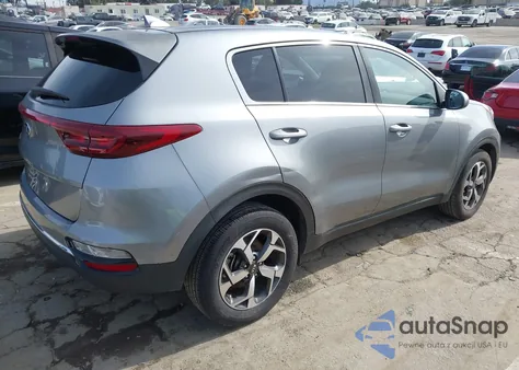 2021 Kia Sportage Lx z USA, uszkodzony, nr VIN KNDPM3AC4M7882610